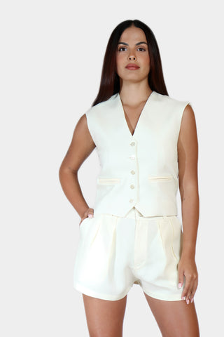 Double Pleated Linen Shorts